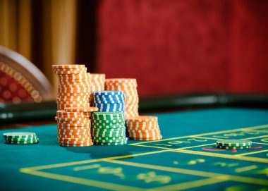 Live dealer dealing cards